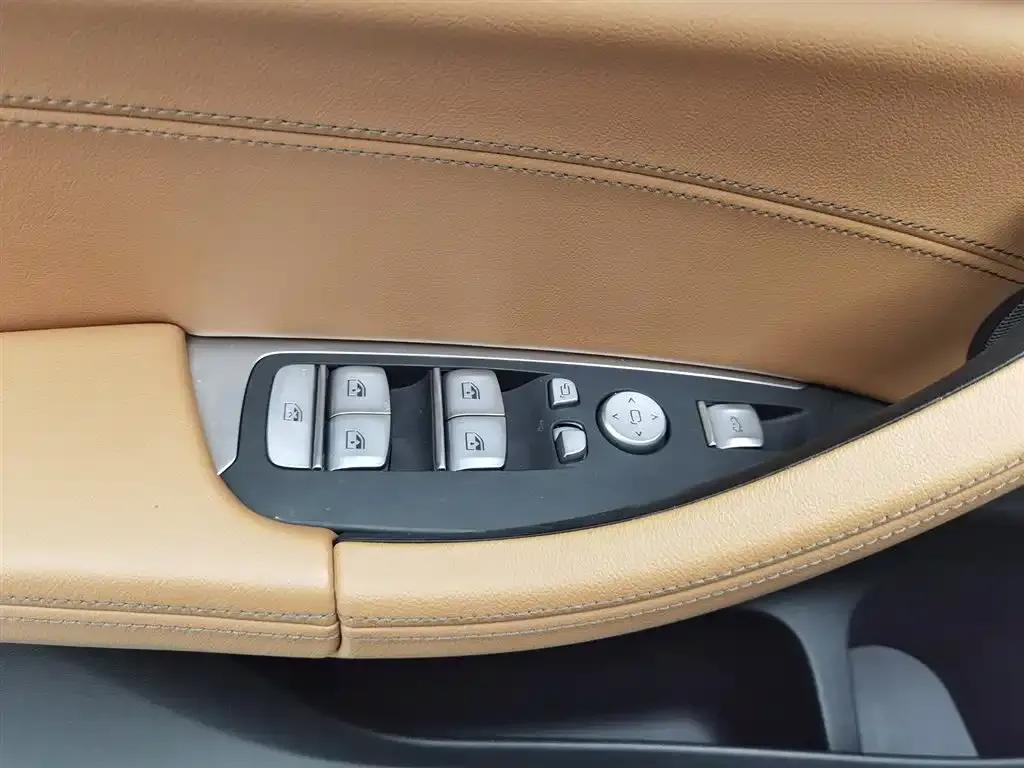 2022 BMW X3 M40i — миниатюра 9