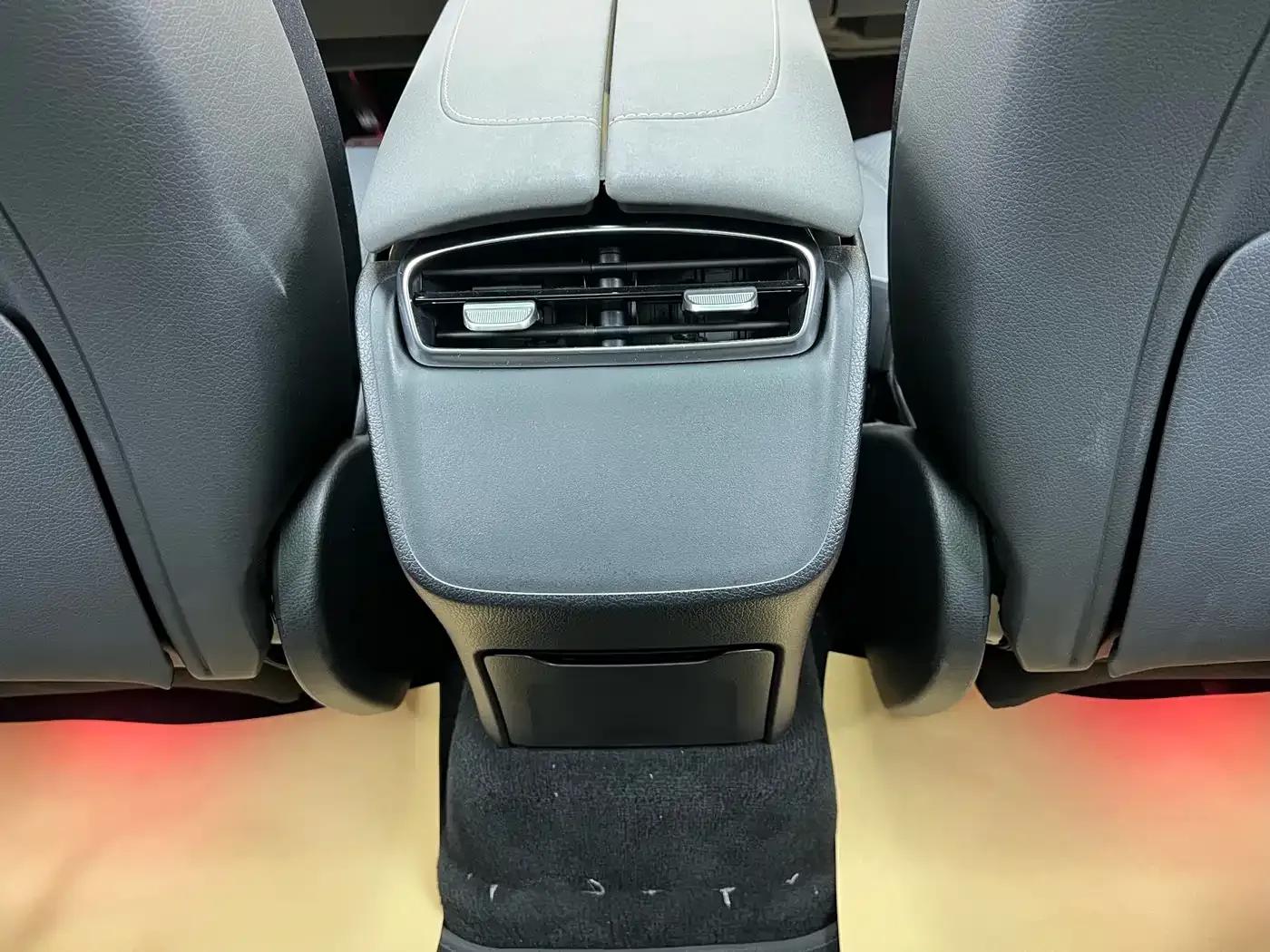 Mercedes-Benz EQS SUV 2023 450 4MATIC Pioneer Edition — миниатюра 36