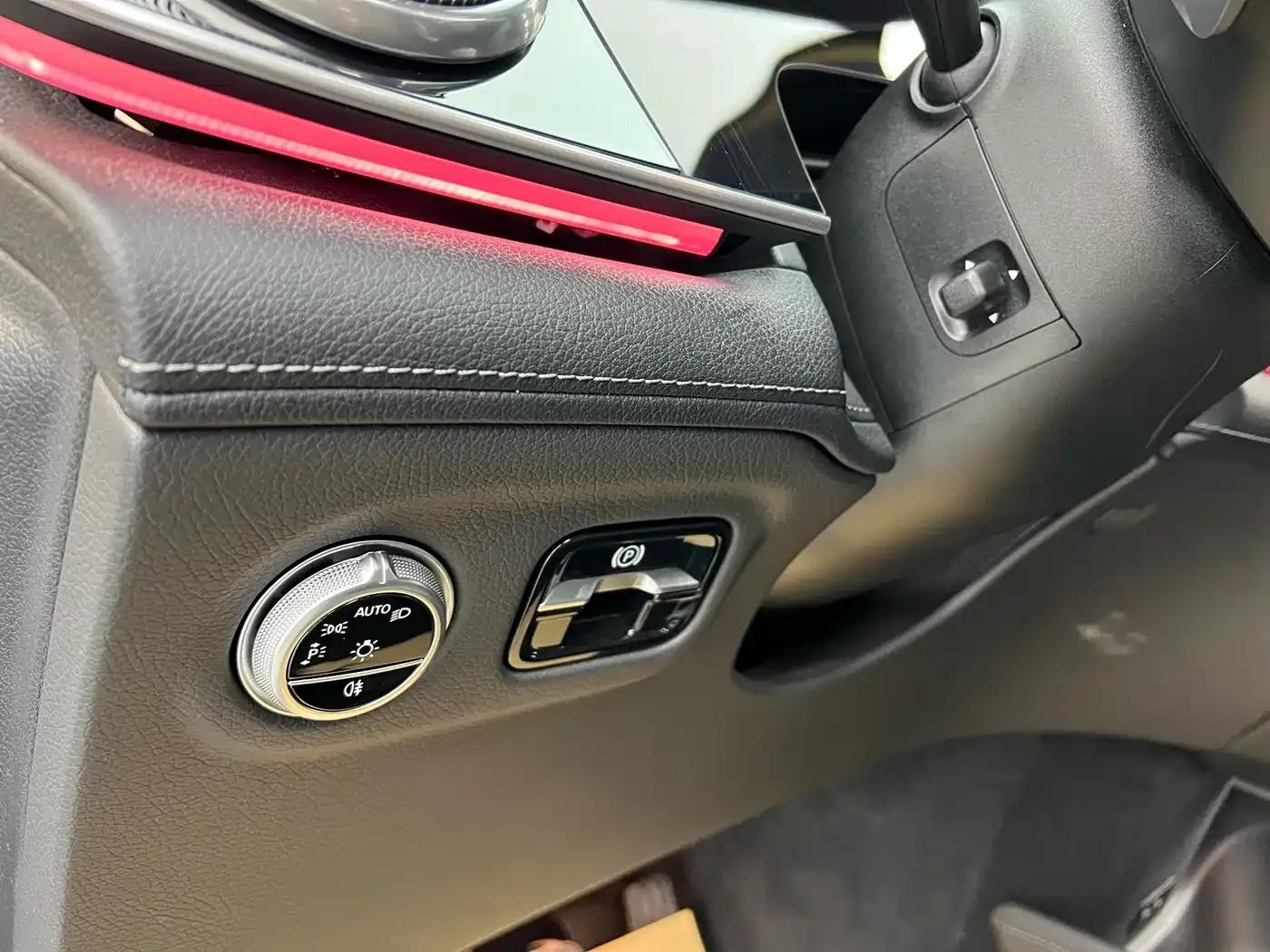 Mercedes-Benz EQS SUV 2023 450 4MATIC Pioneer Edition — миниатюра 5