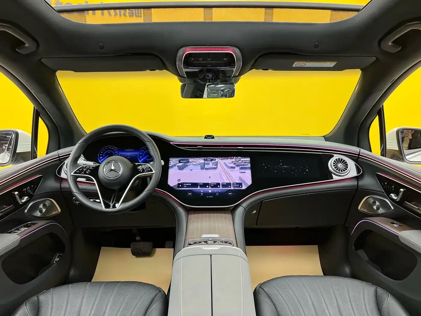 Mercedes-Benz EQS SUV 2023 450 4MATIC Pioneer Edition — миниатюра 9