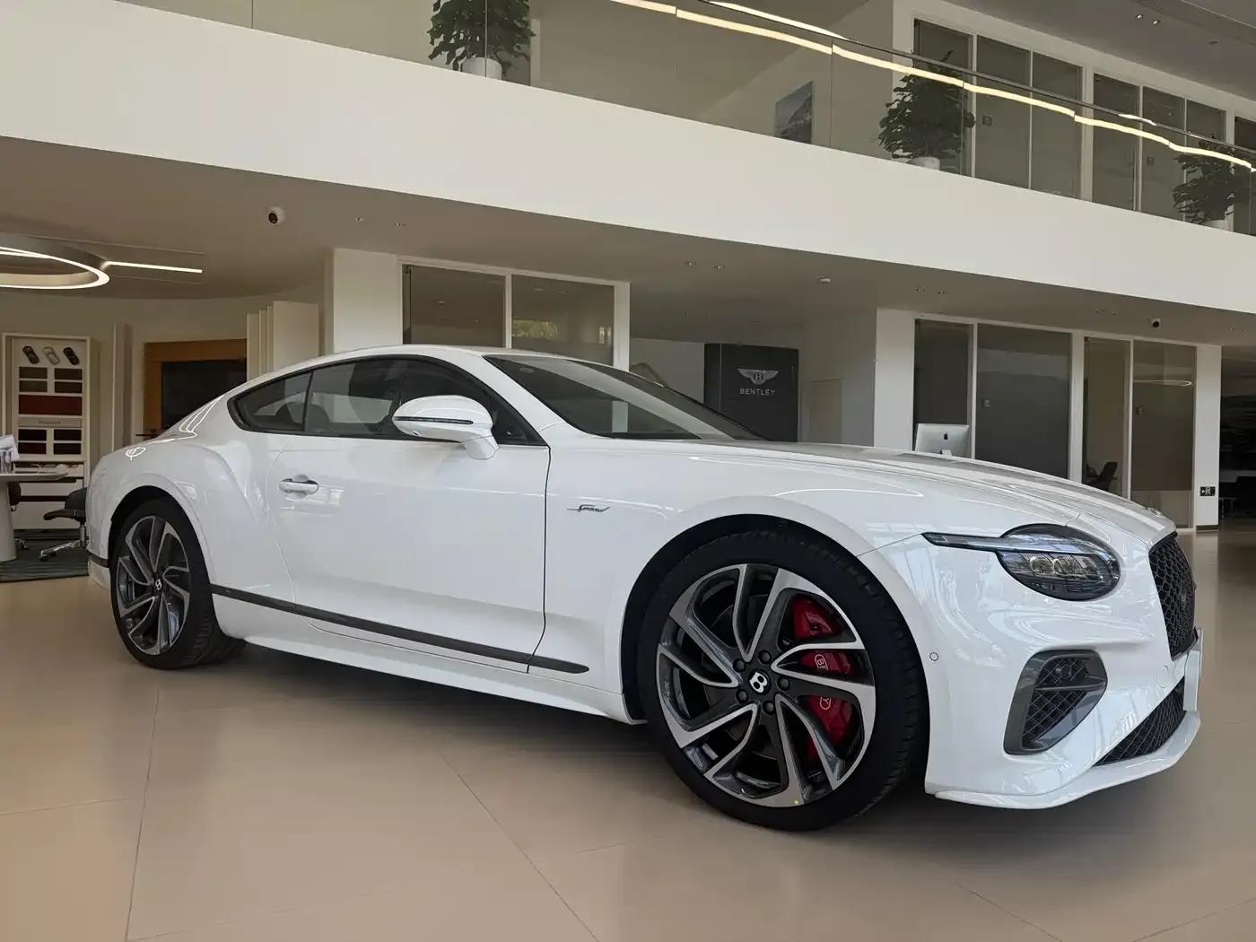 2025 Continental Plug-in Hybrid GT Ultimate Edition — миниатюра 2