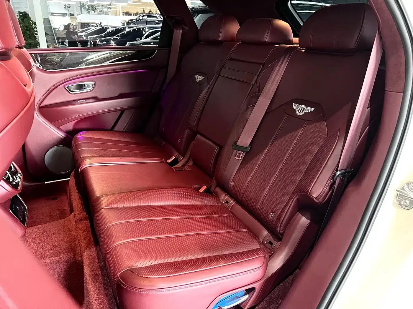 Bentayga Plug-in Hybrid 2021 3.0T PHEV — миниатюра 35