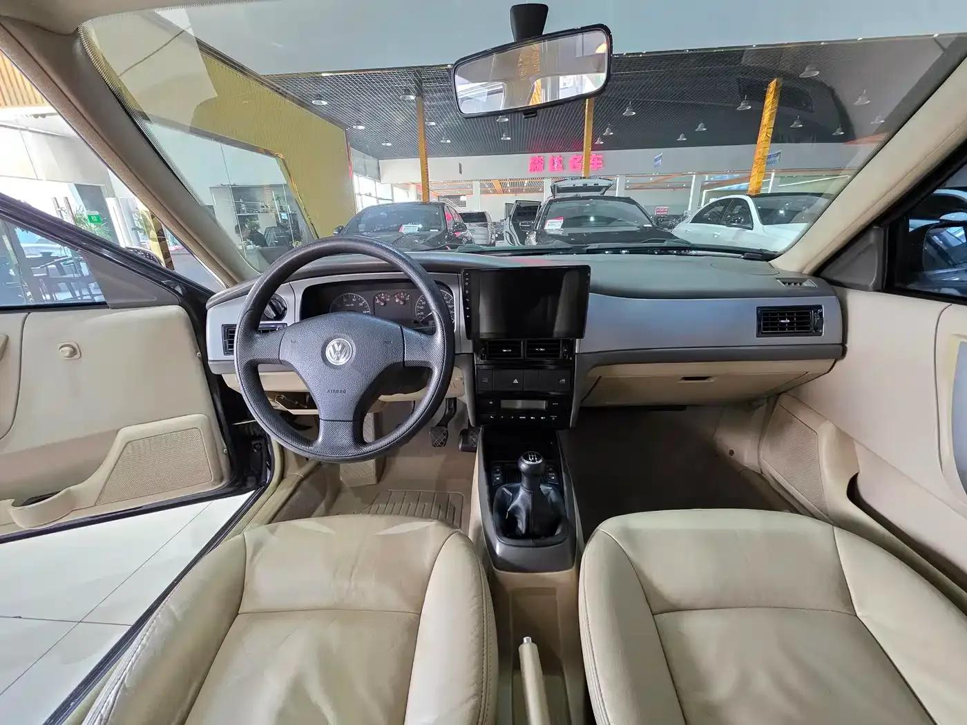 Santana Zhijun 2010 1.6L Manual Comfort Model — миниатюра 9