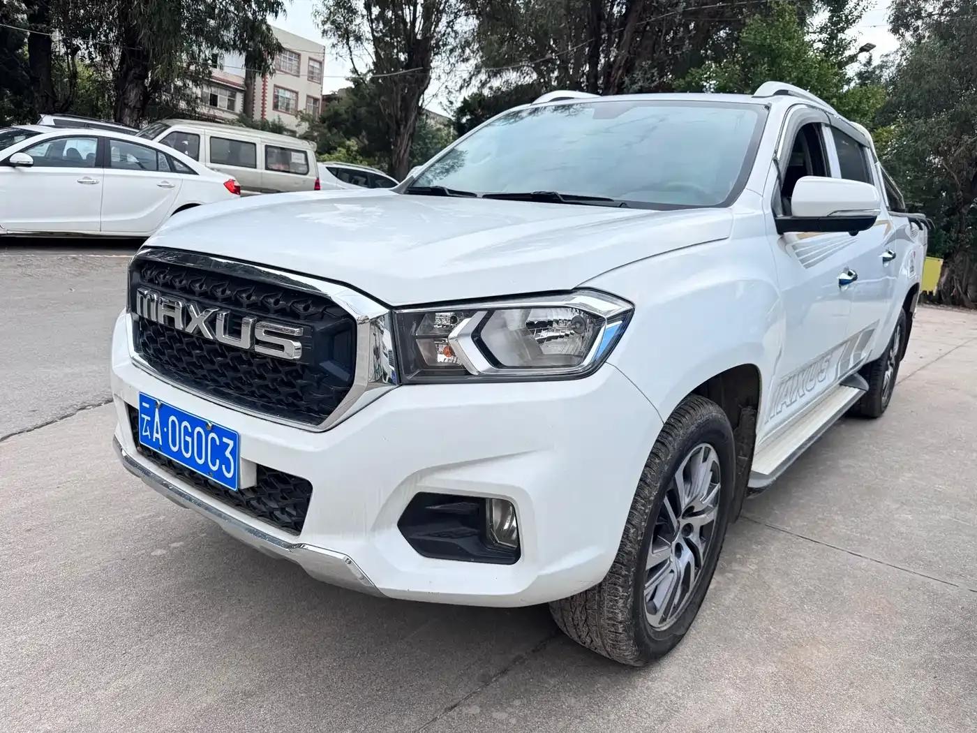 Maxus T70 2021 2.0T Diesel Automatic Four-Wheel Drive Luxury Edition with Long Box and High Chassis — миниатюра 1