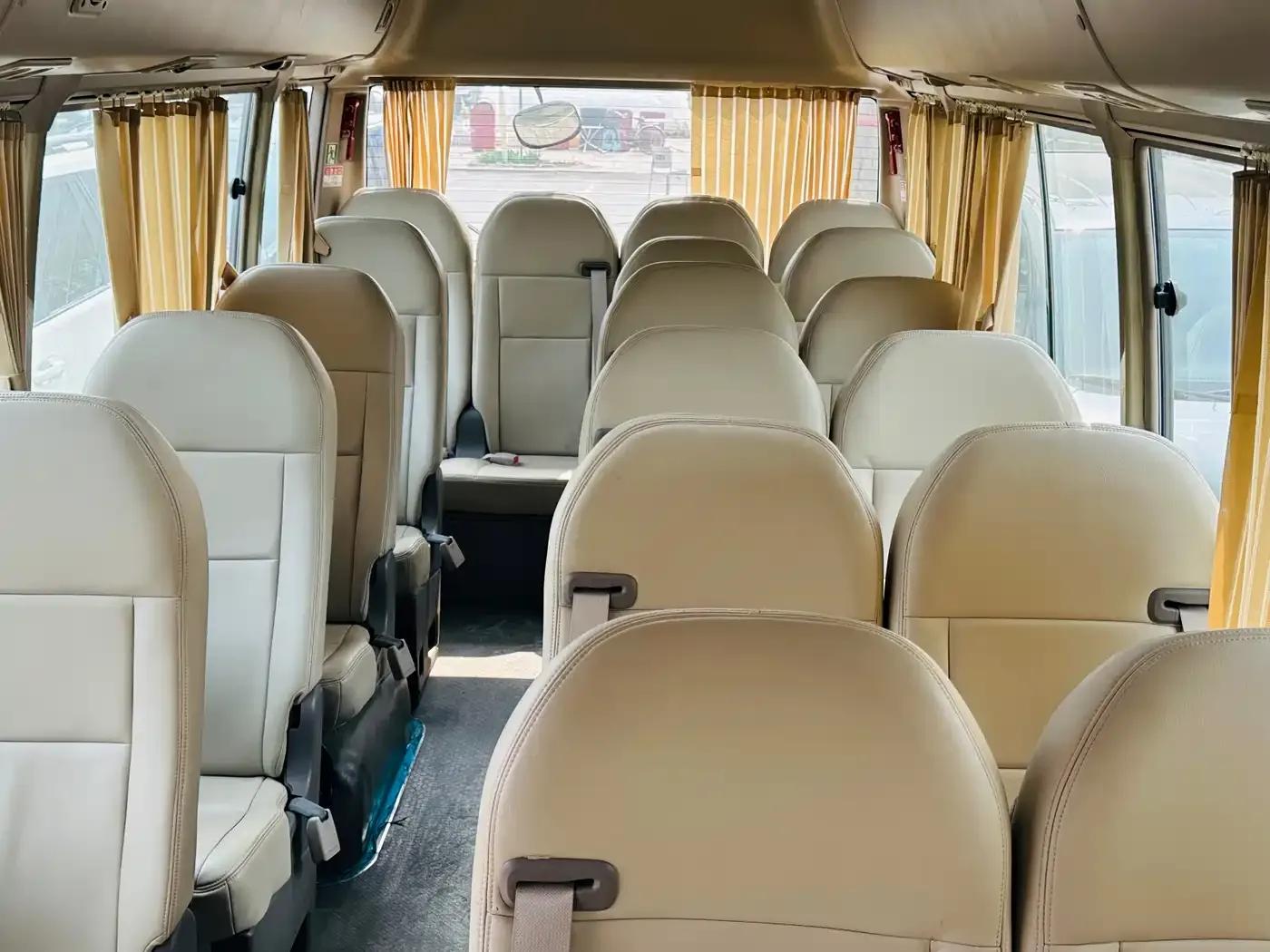 2015 Toyota Coaster 4.0L Premium GRB53L-ZEMSK 23-Seater Upgrade Version — миниатюра 11