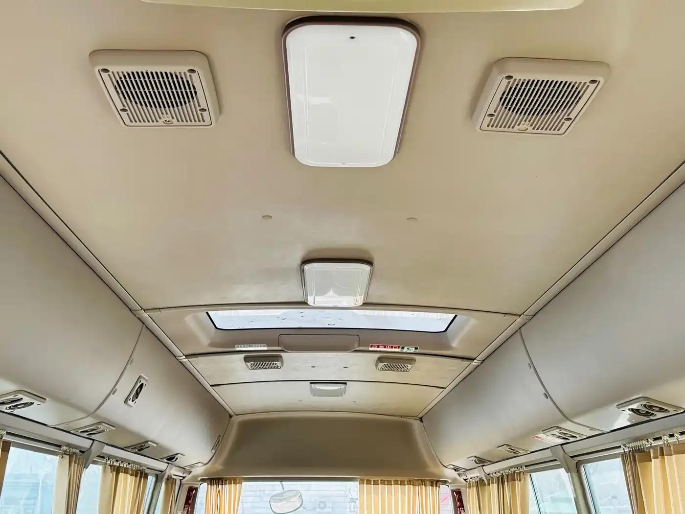 2015 Toyota Coaster 4.0L Premium GRB53L-ZEMSK 23-Seater Upgrade Version — миниатюра 12