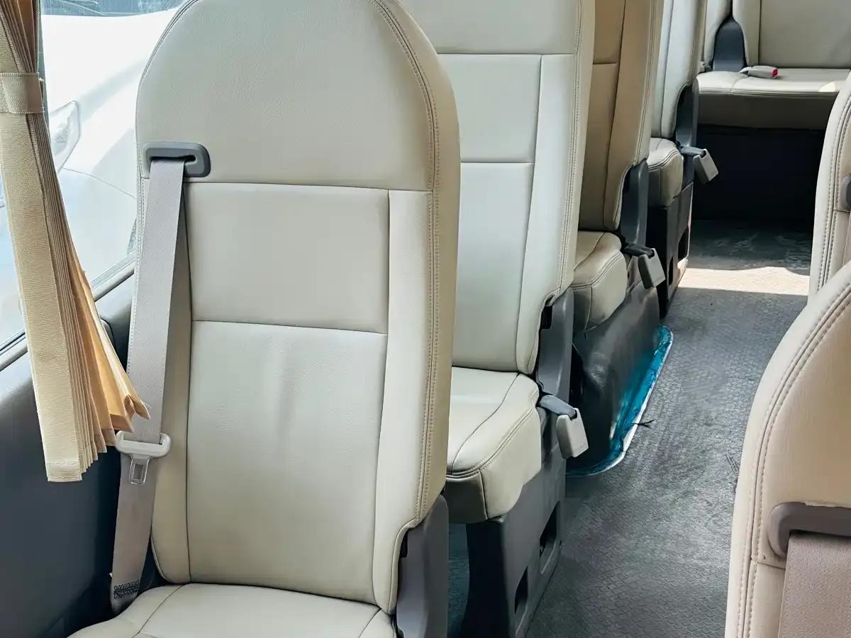 2015 Toyota Coaster 4.0L Premium GRB53L-ZEMSK 23-Seater Upgrade Version — миниатюра 13