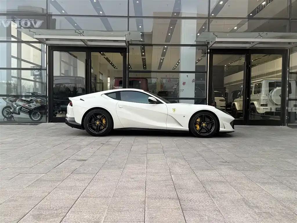 Ferrari 812 2017 6.5L Superfast — миниатюра 2