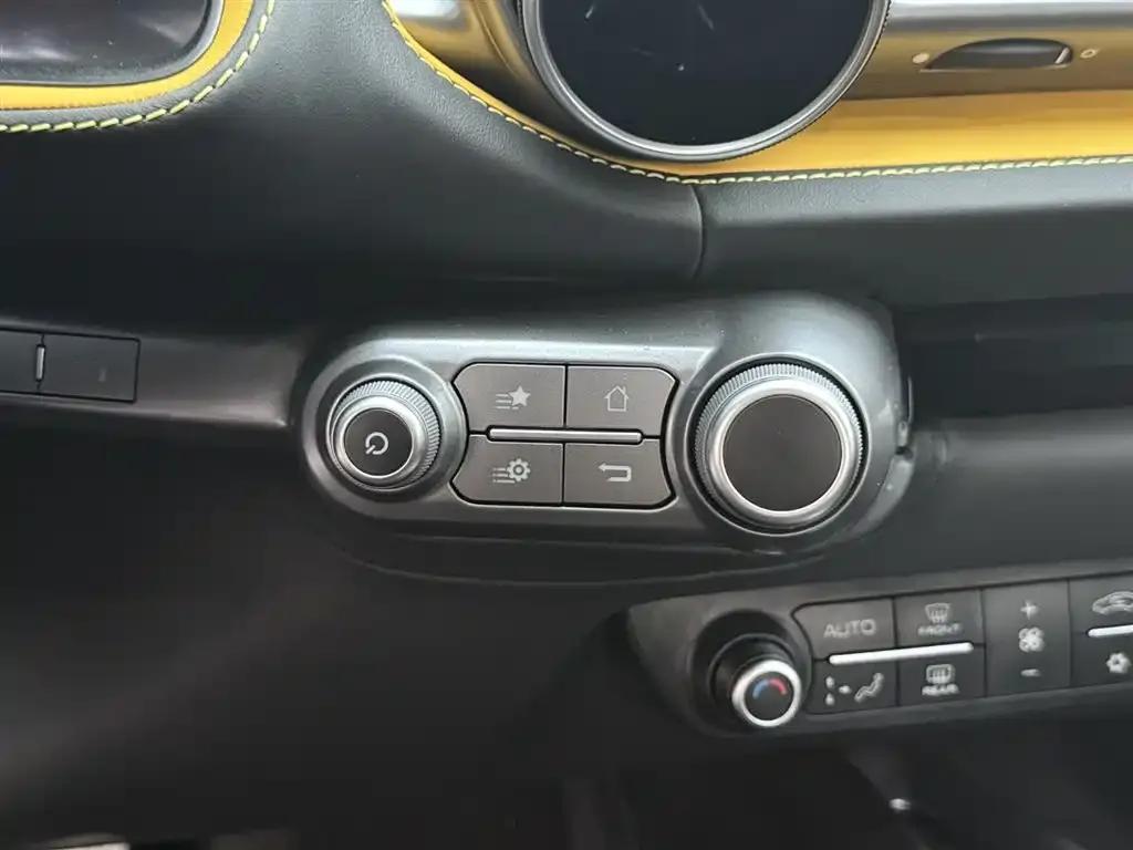 Ferrari 812 2017 6.5L Superfast — миниатюра 18