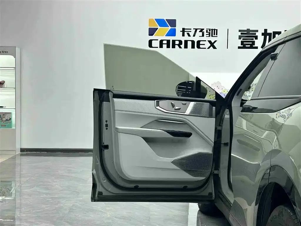 HiPhi Y 2023 560km Pioneer Edition — миниатюра 5