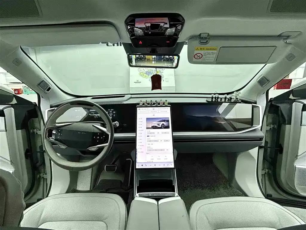 HiPhi Y 2023 560km Pioneer Edition — миниатюра 9