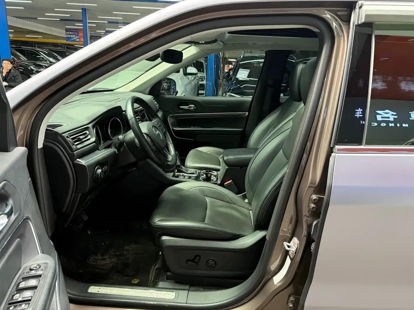 Commander 2018 2.0T 4WD Premium Edition (National V Emission Standard) — миниатюра 6