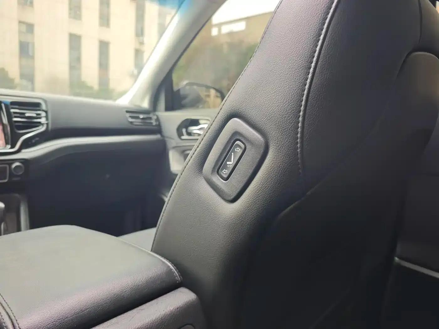 Commander 2018 2.0T 2WD Enjoy Edition (National V Emission Standard) — миниатюра 14