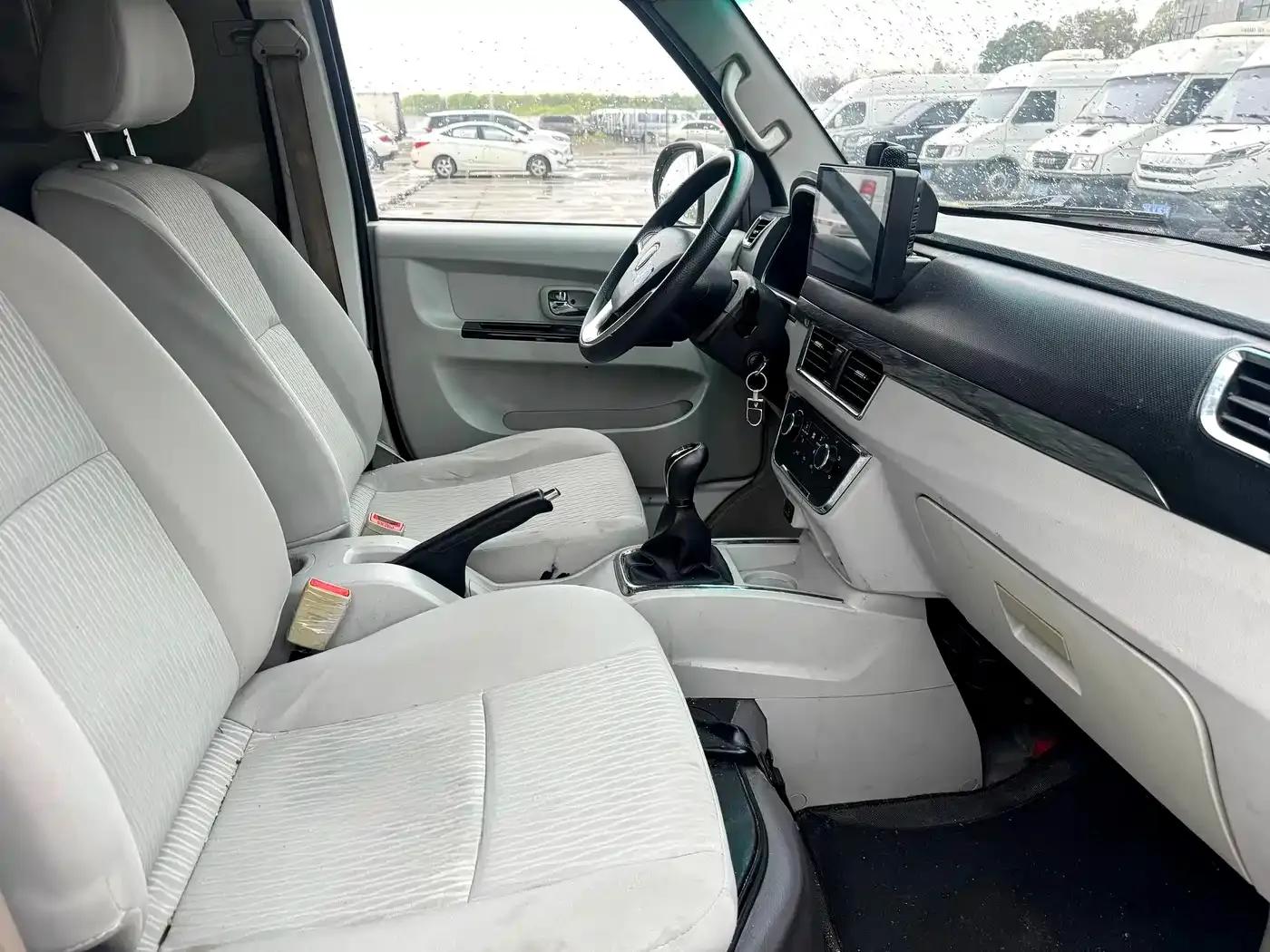 New Hiace S 2023 1.6L Wealth Edition Van (2/5 Seats) with Air Conditioning SWD16M — миниатюра 11