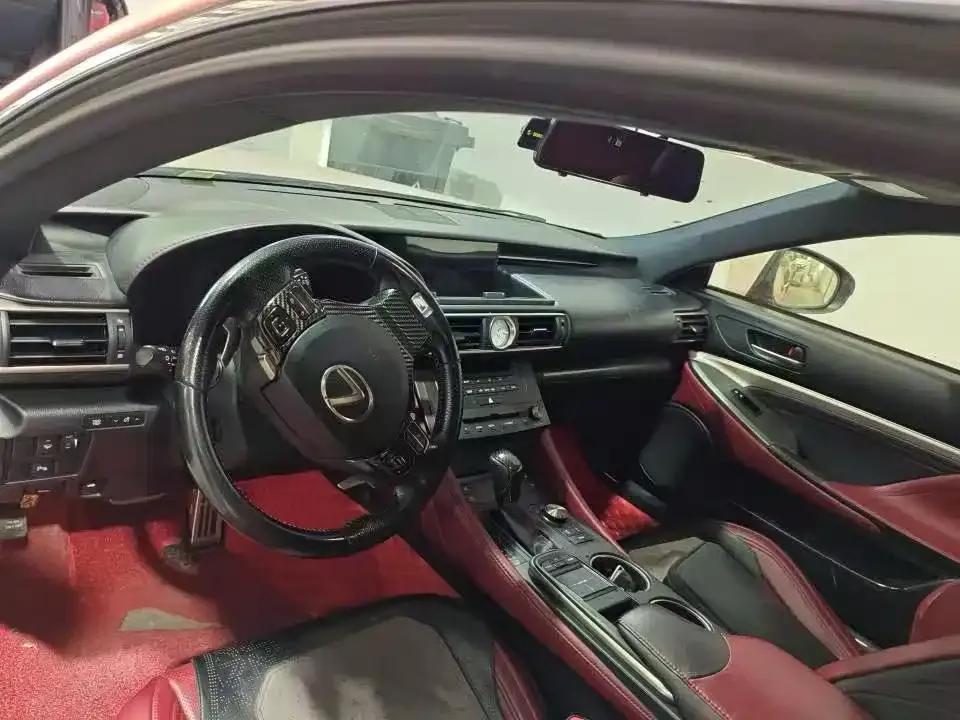 Lexus RC 2016 200t F SPORT Edition — миниатюра 3