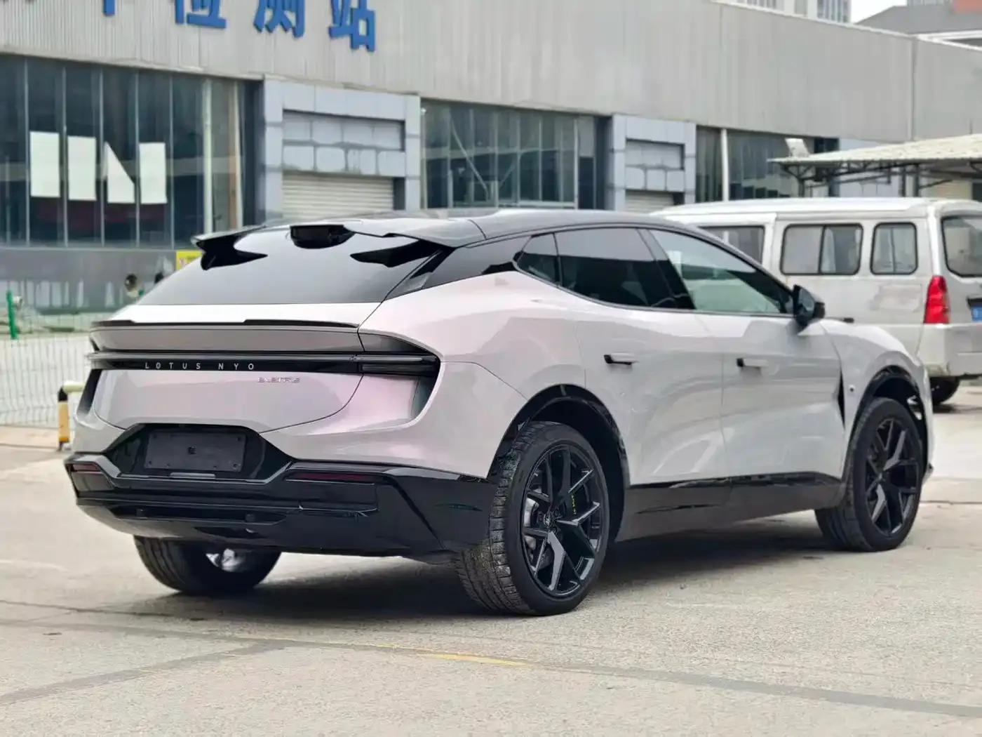 2023 ELETRE S+ — миниатюра 9
