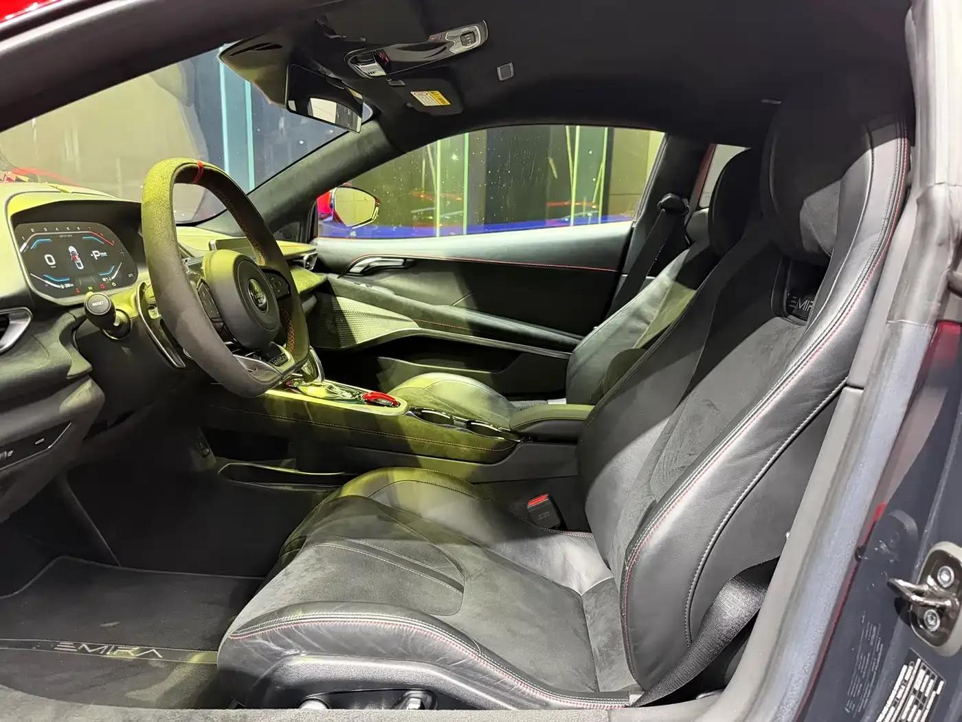 EMIRA 2021 2.0T DCT First Edition — миниатюра 8
