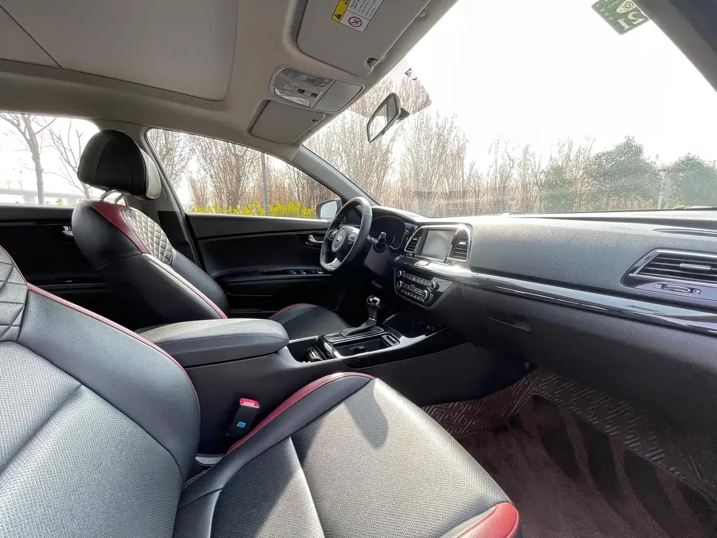 K5 2017 1.6T Automatic GLS — миниатюра 8