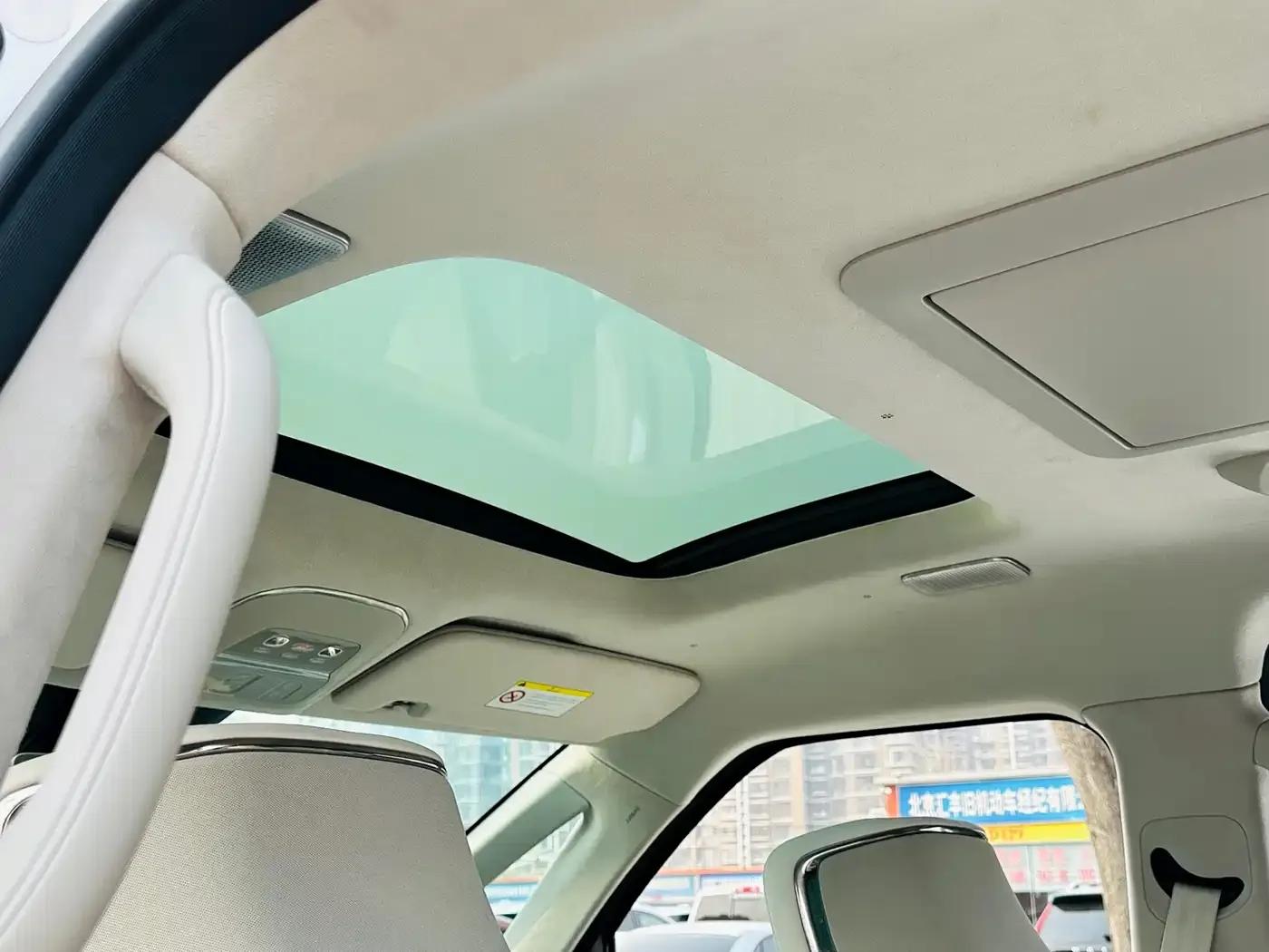 Volvo EM90 2025 Ultra 6-seater — миниатюра 14