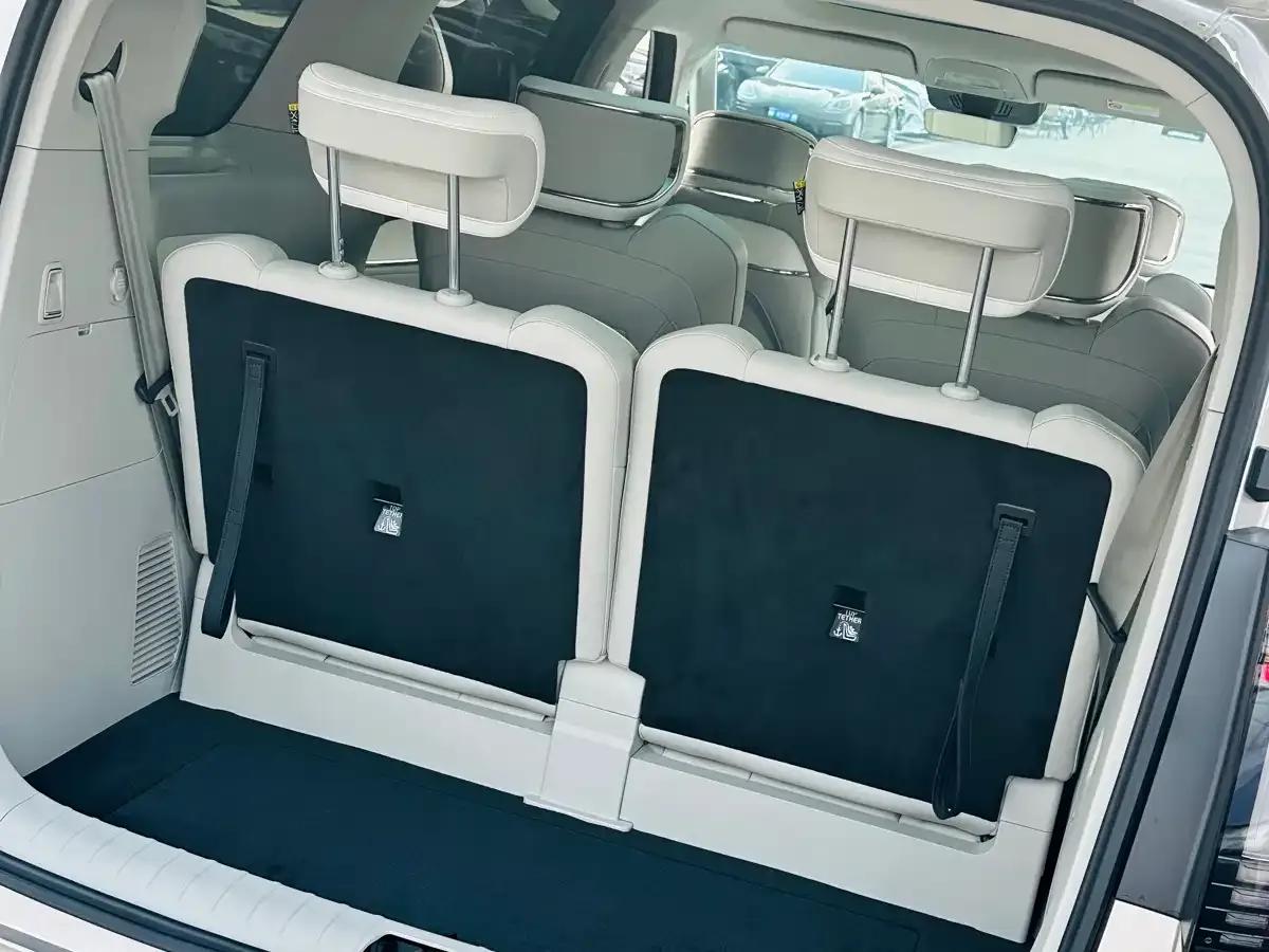 Volvo EM90 2025 Ultra 6-seater — миниатюра 44