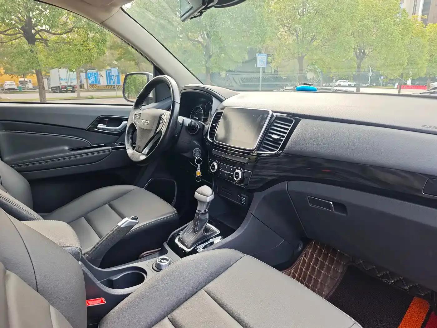 D-MAX 2021 1.9T Automatic 4WD Diesel Global Sport RZ4E — миниатюра 15