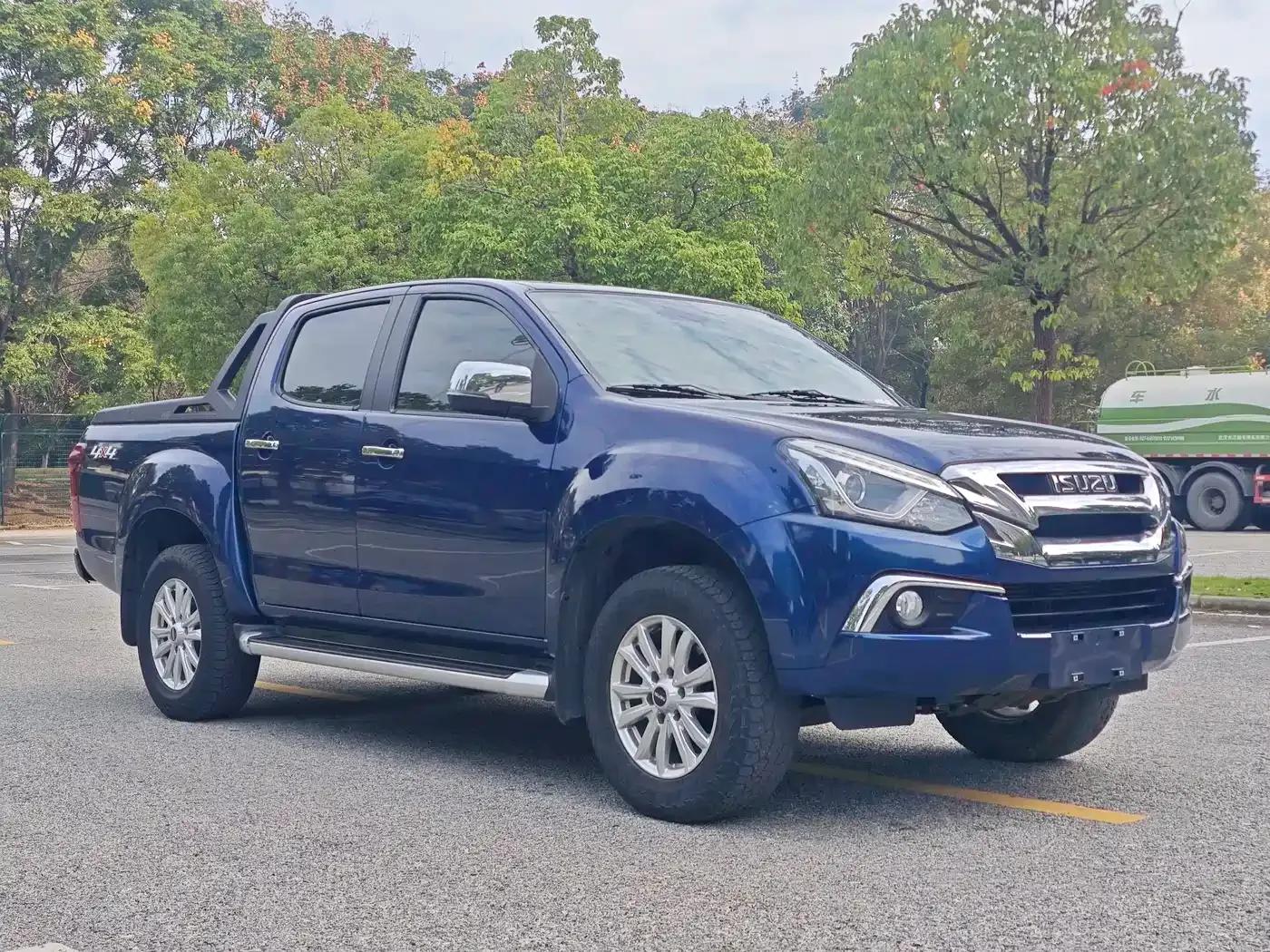 D-MAX 2021 1.9T Automatic 4WD Diesel Global Sport RZ4E — миниатюра 3