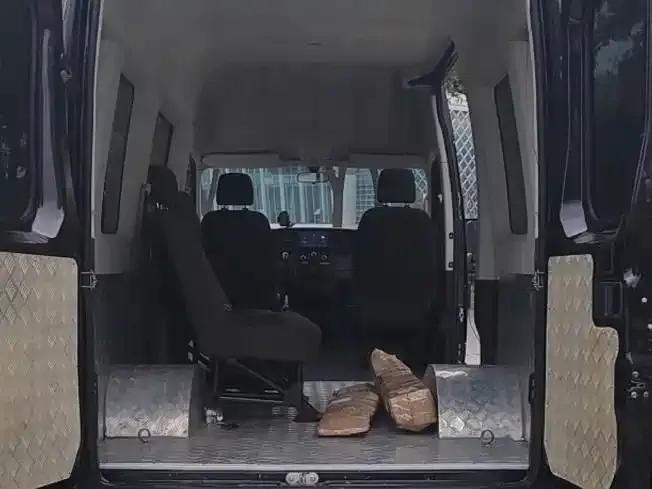 Iveco Daily 2021 2.0T Manual Super Rui Long Wheelbase Short Overhang High Roof Side Sliding Door F1A — миниатюра 4