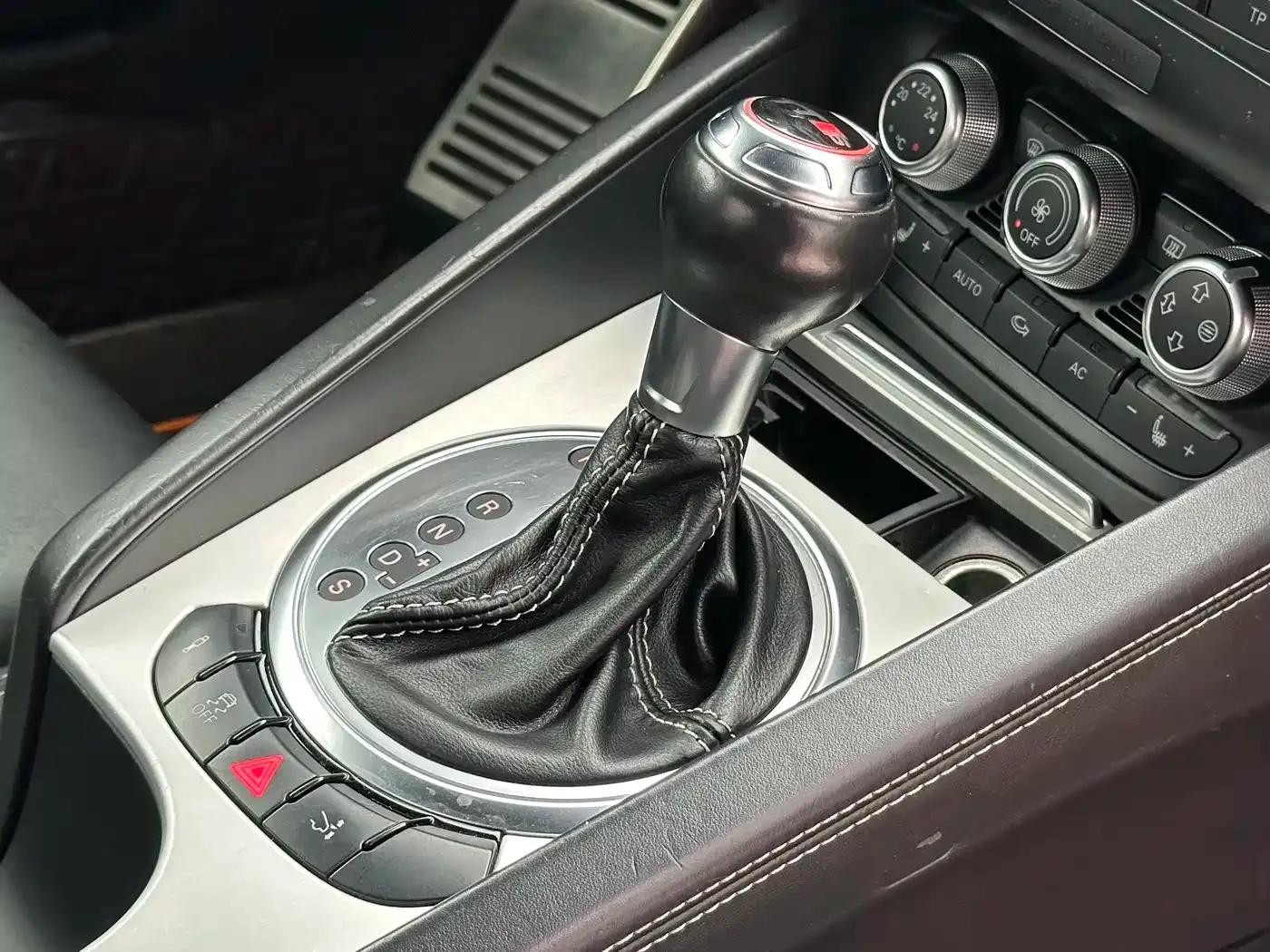 2013 Audi TTS Coupe 2.0TFSI quattro — миниатюра 17
