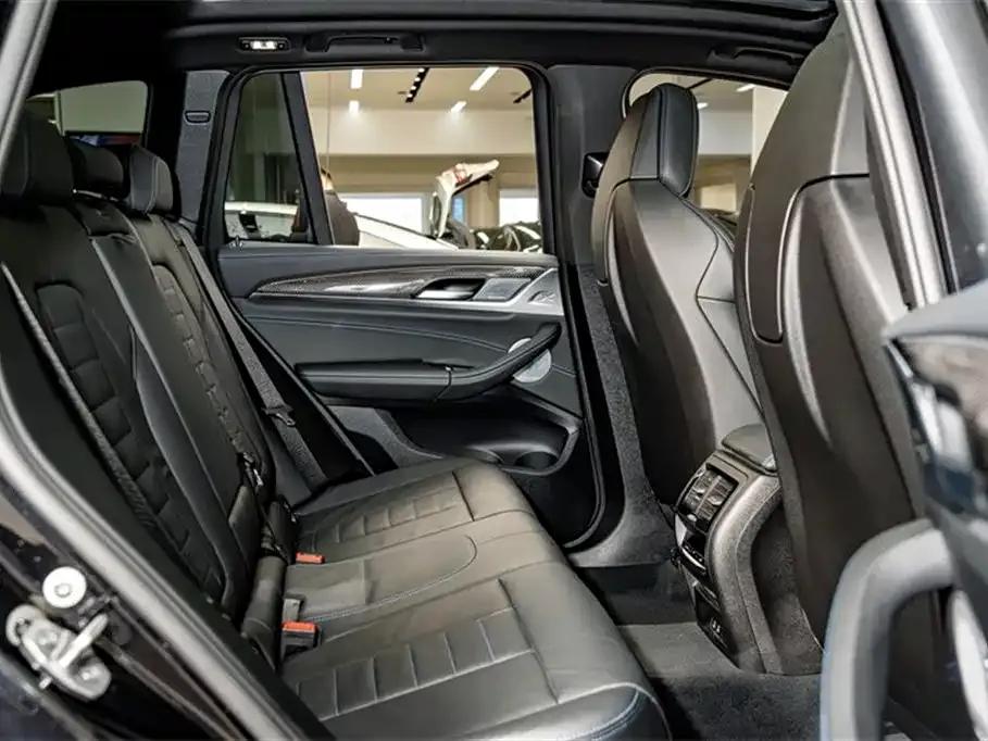 2022 BMW X3 M40i — миниатюра 23