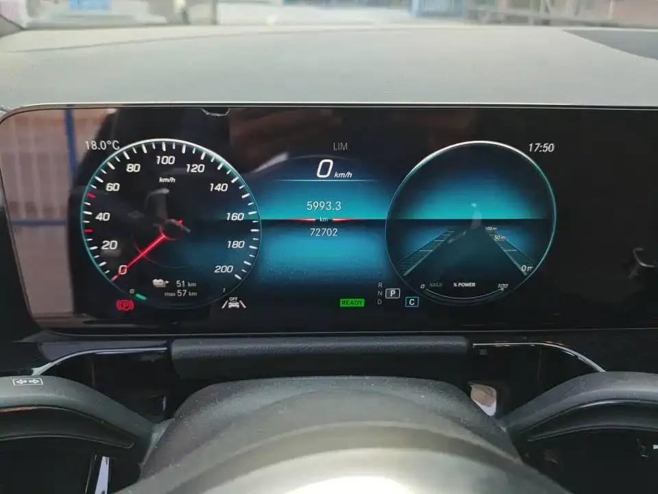 Mercedes-Benz EQA 2022 EQA 300 4MATIC First Edition — миниатюра 5