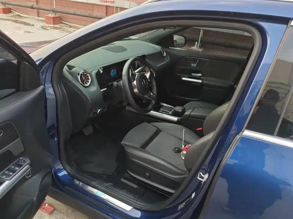 Mercedes-Benz EQA 2022 EQA 300 4MATIC First Edition — миниатюра 6