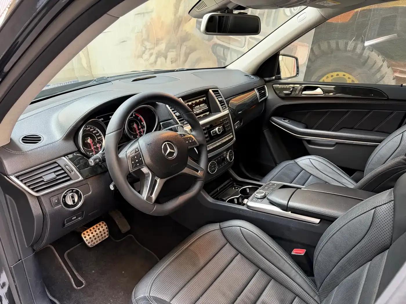 2014 Mercedes-Benz GL-Class AMG 63 — миниатюра 7
