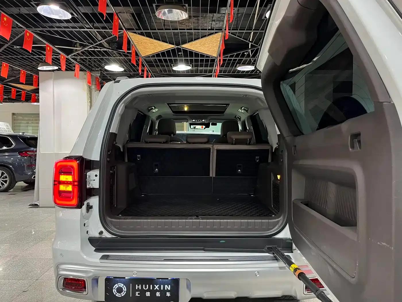 Beijing BJ60 2022 2.0T May Day Edition, 5-seater — миниатюра 15