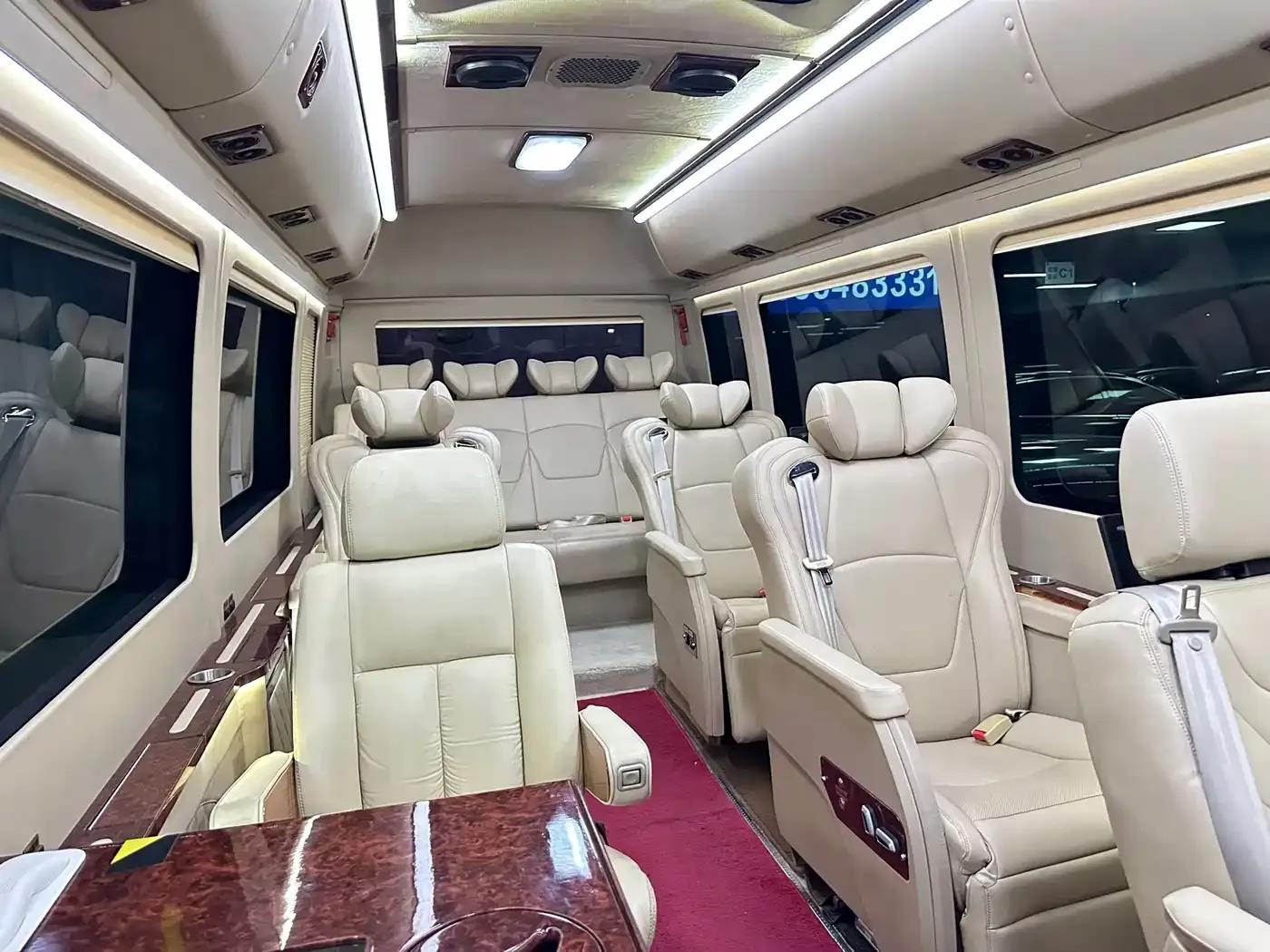 2015 Toyota Coaster 4.0L Premium GRB53L-ZCMSK 20-Seat Special Edition — миниатюра 9