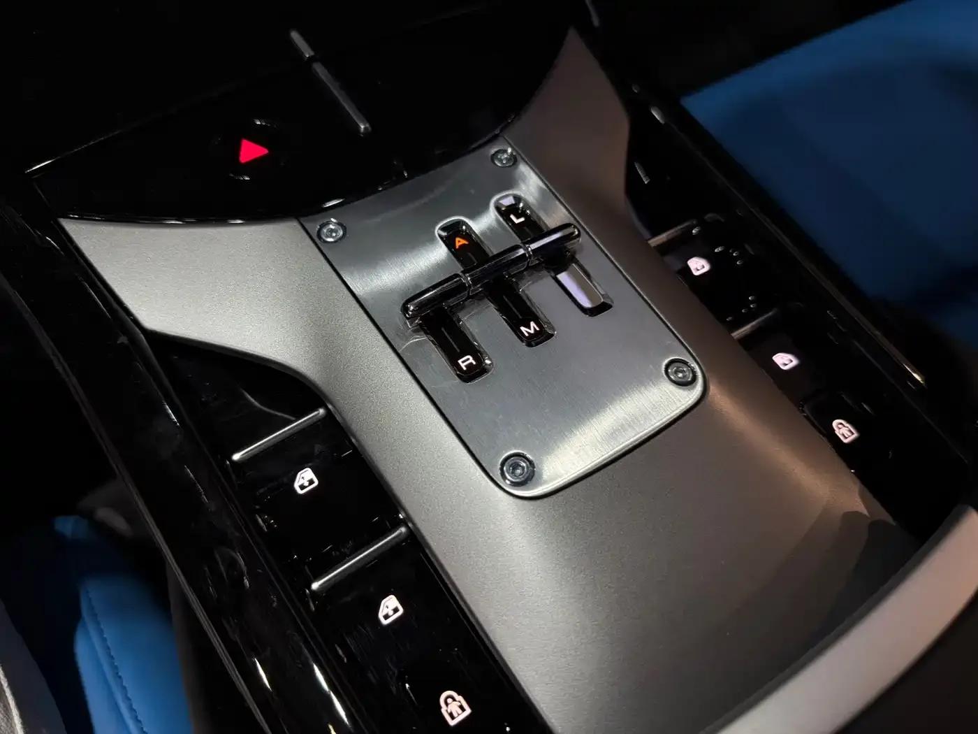 2023 Purosangue 6.5L V12 — миниатюра 14