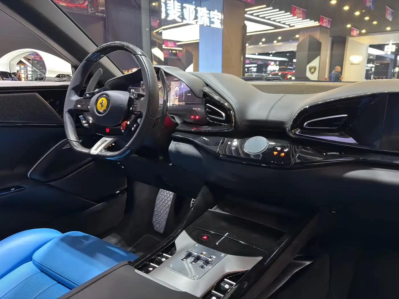2023 Purosangue 6.5L V12 — миниатюра 23