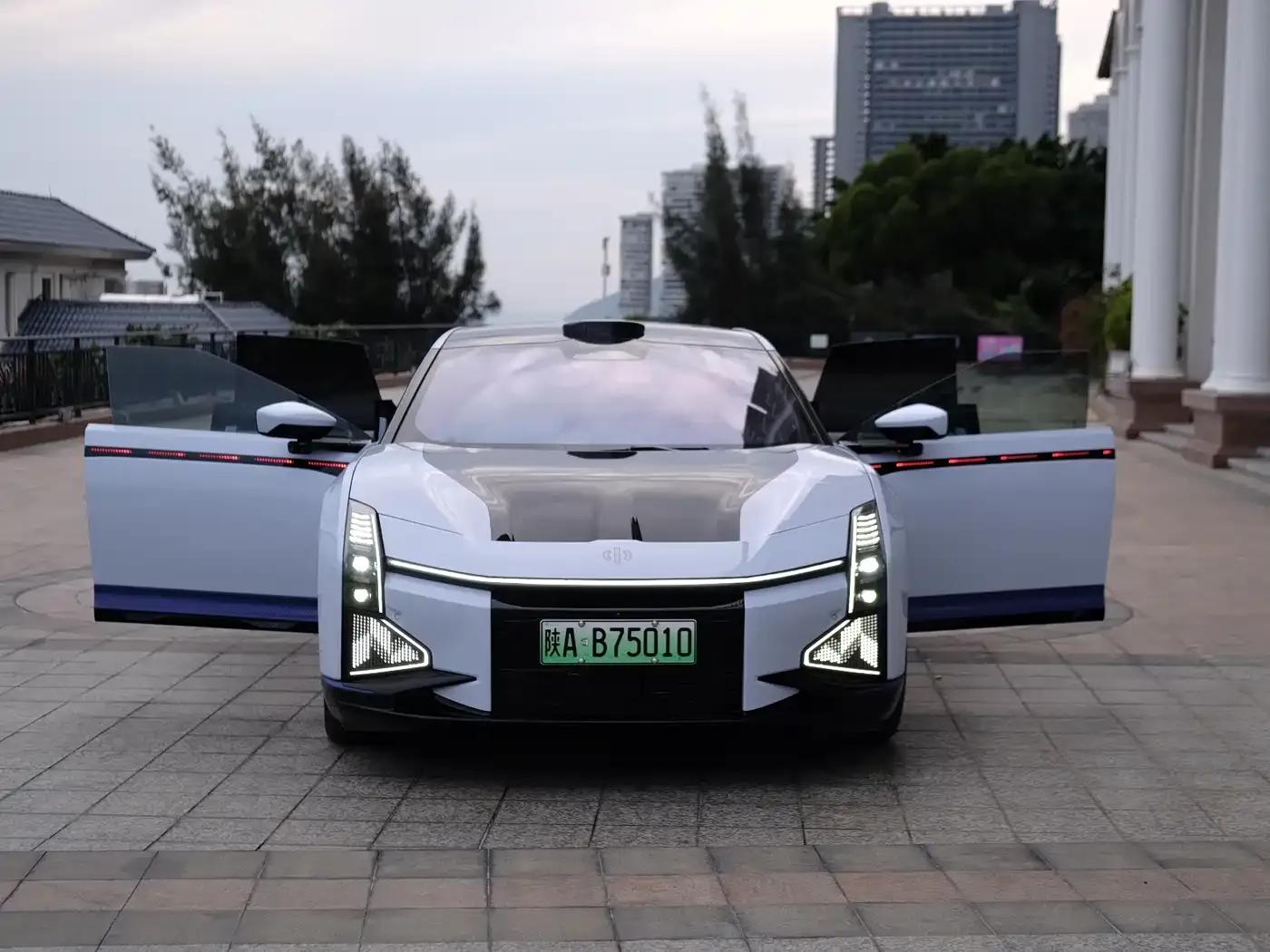 2023 HiPhi Z (Four-seater version) — миниатюра 17
