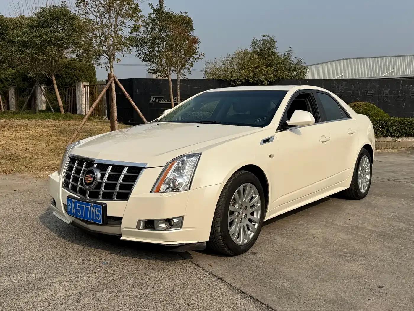 Imported Cadillac CTS 2010 3.0 Sport Edition — миниатюра 1