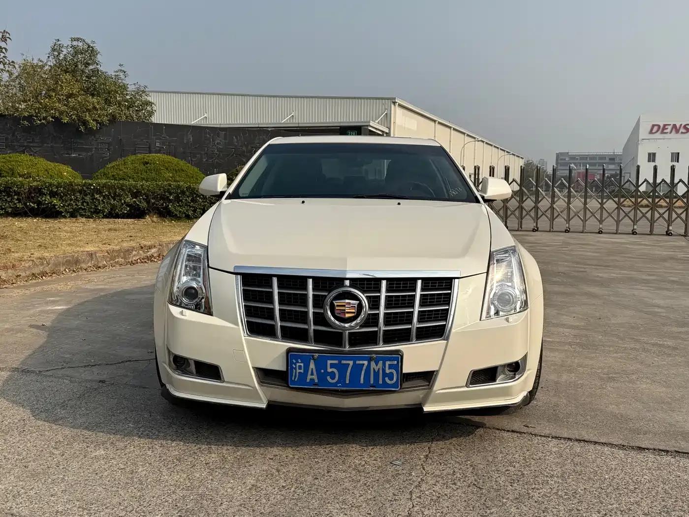 Imported Cadillac CTS 2010 3.0 Sport Edition — миниатюра 2