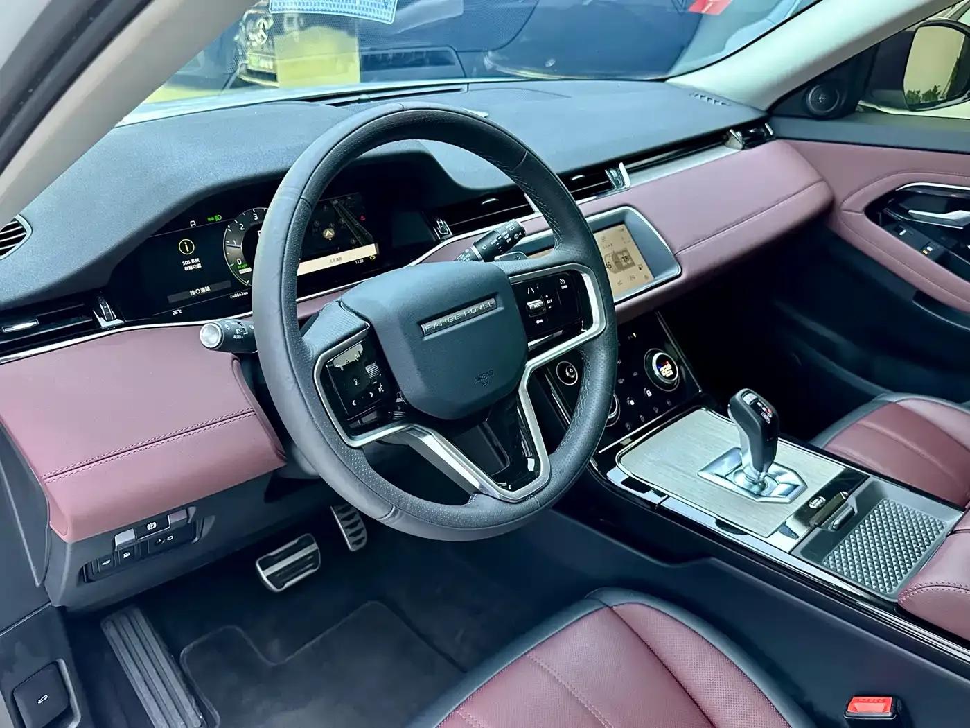 Range Rover Evoque Hybrid 2023 Model: Evoque L P300e Plug-in Electric Hybrid — миниатюра 8