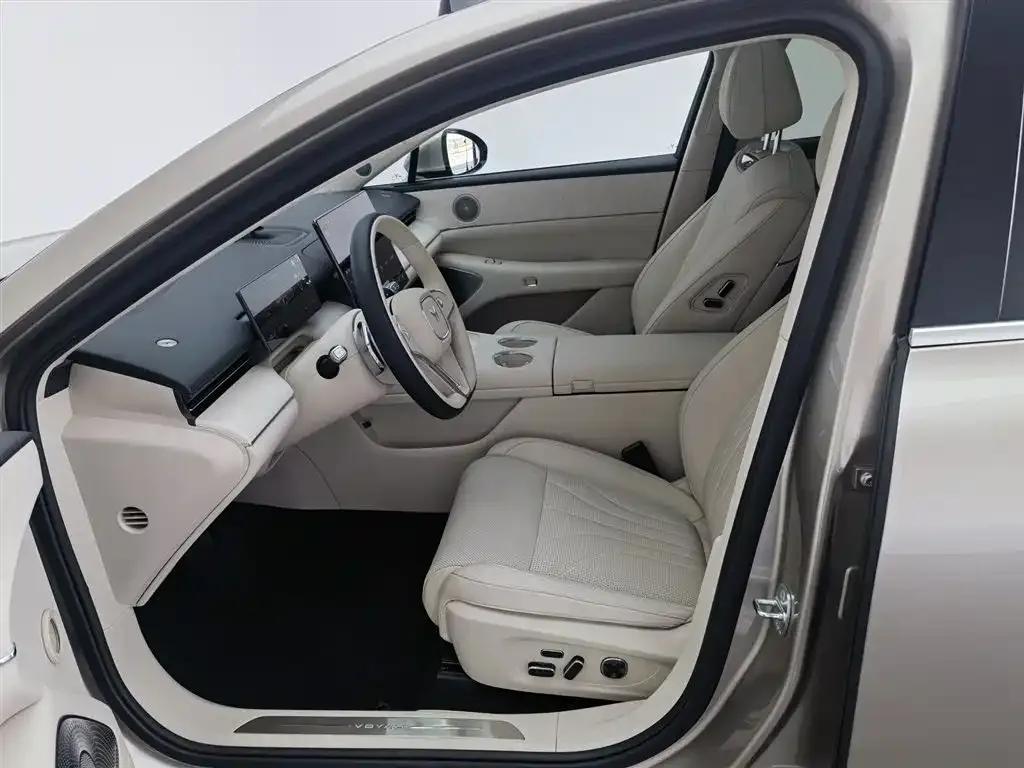 Voyah Chase Light L 2026 All-Wheel Drive Ultra — миниатюра 10