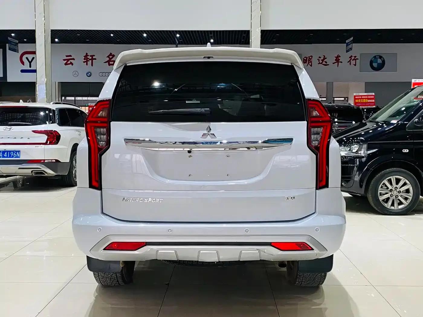 2020 Pajero Sport Imported 3.0L Luxury Edition — миниатюра 15