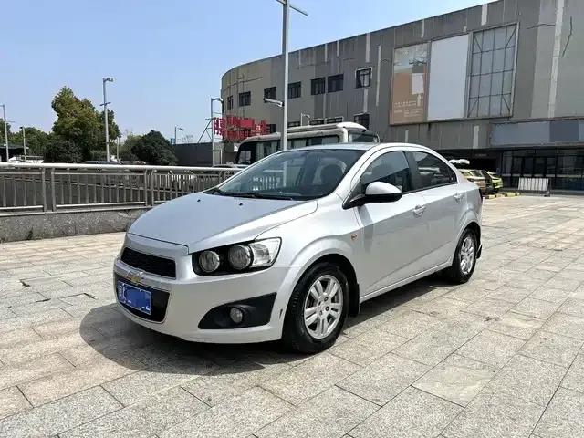 2011 Aveo Sedan 1.4L AT SE