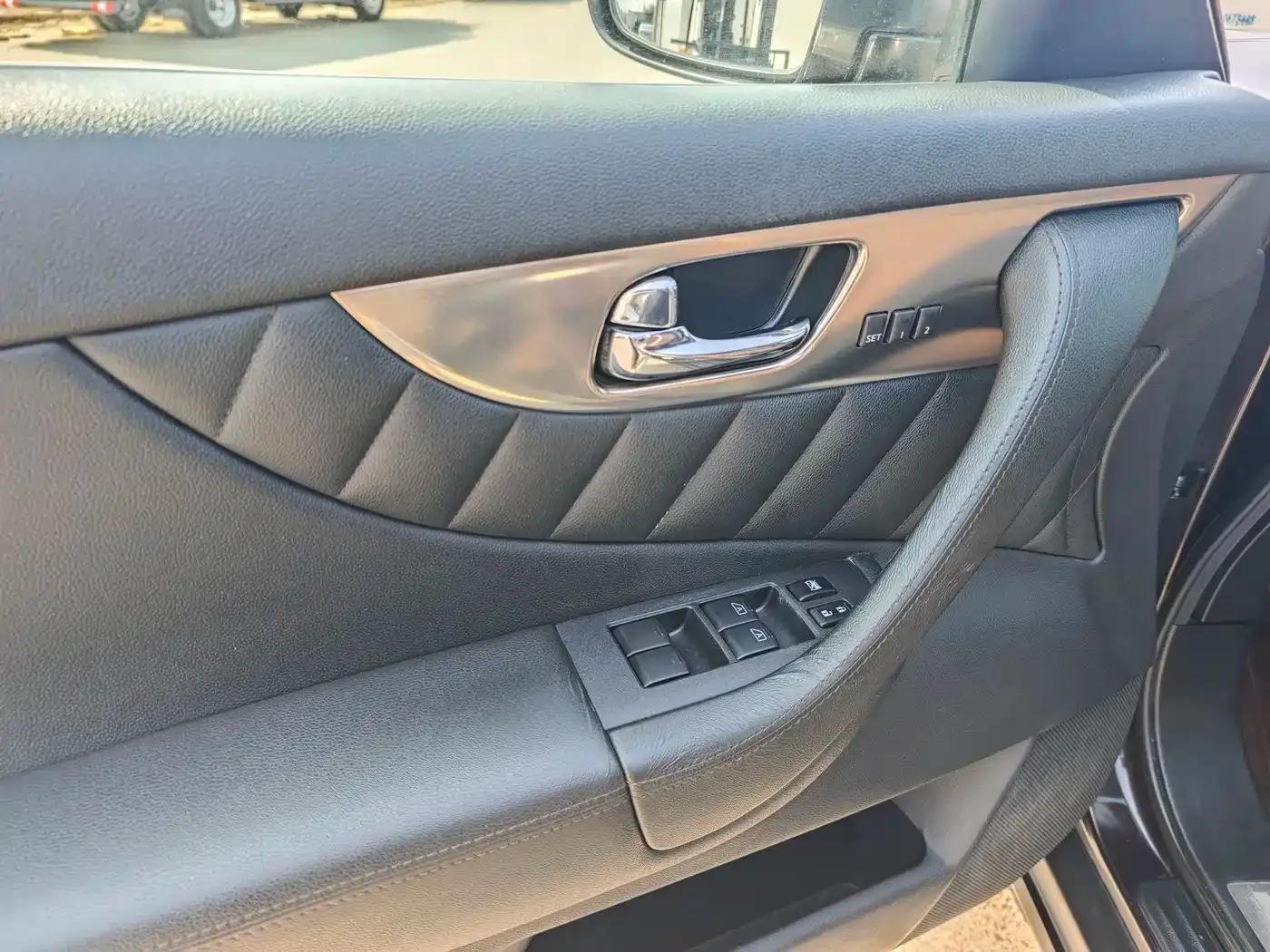 Infiniti FX 2010 FX35 Super Edition — миниатюра 11