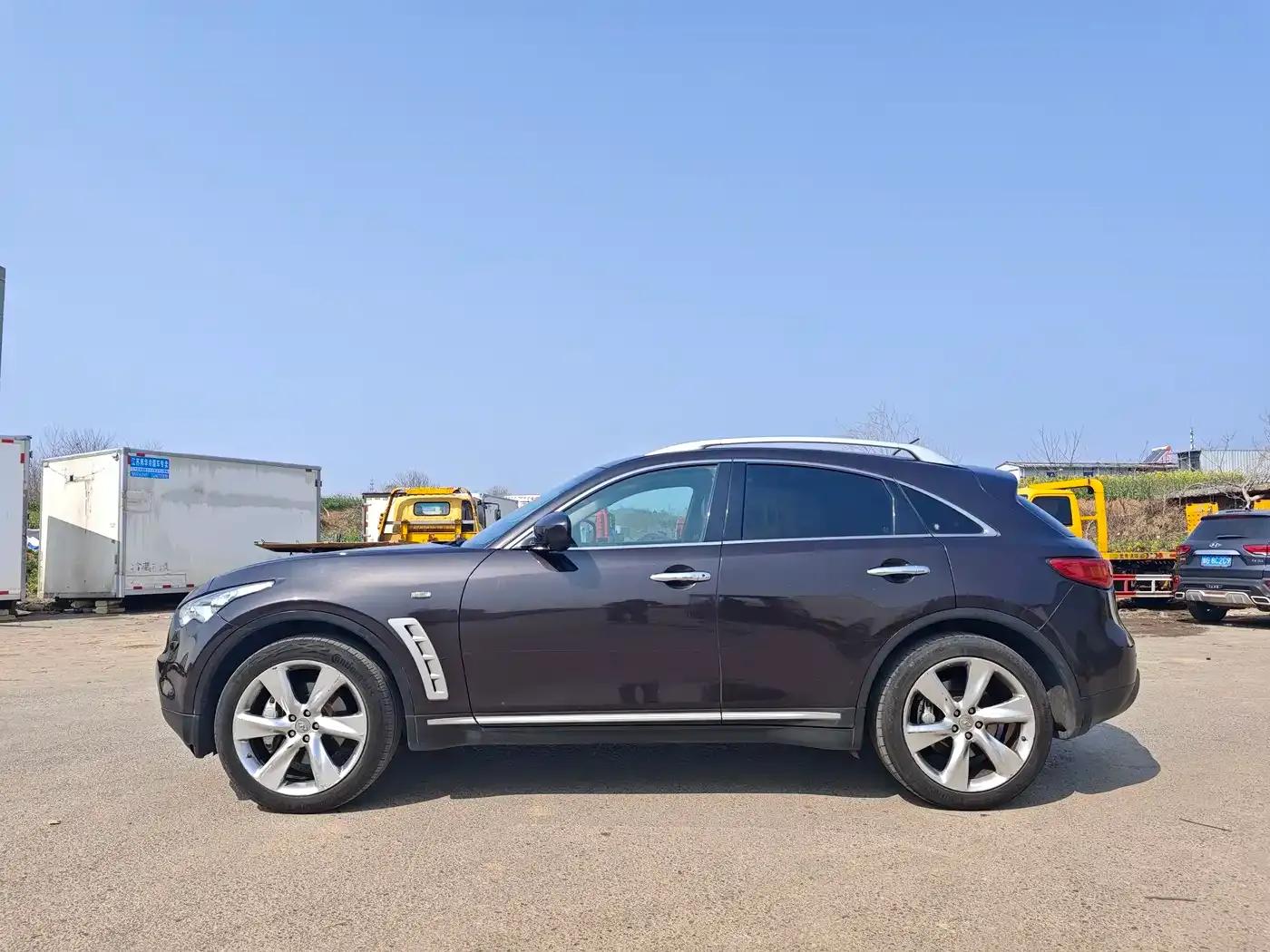 Infiniti FX 2010 FX35 Super Edition — миниатюра 15