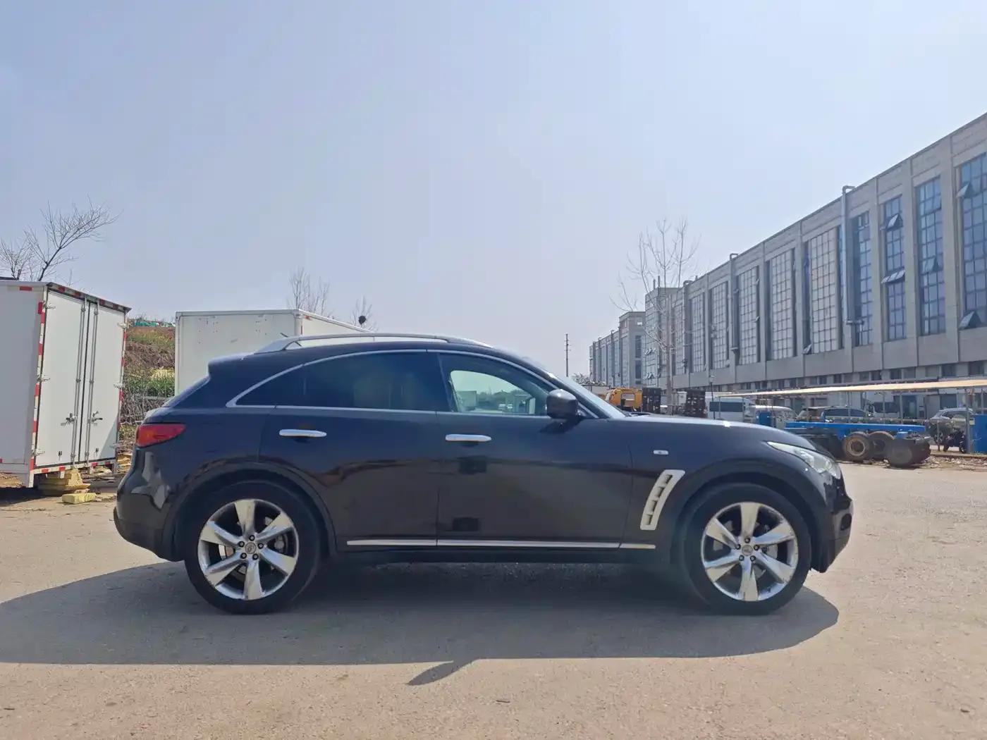 Infiniti FX 2010 FX35 Super Edition — миниатюра 16
