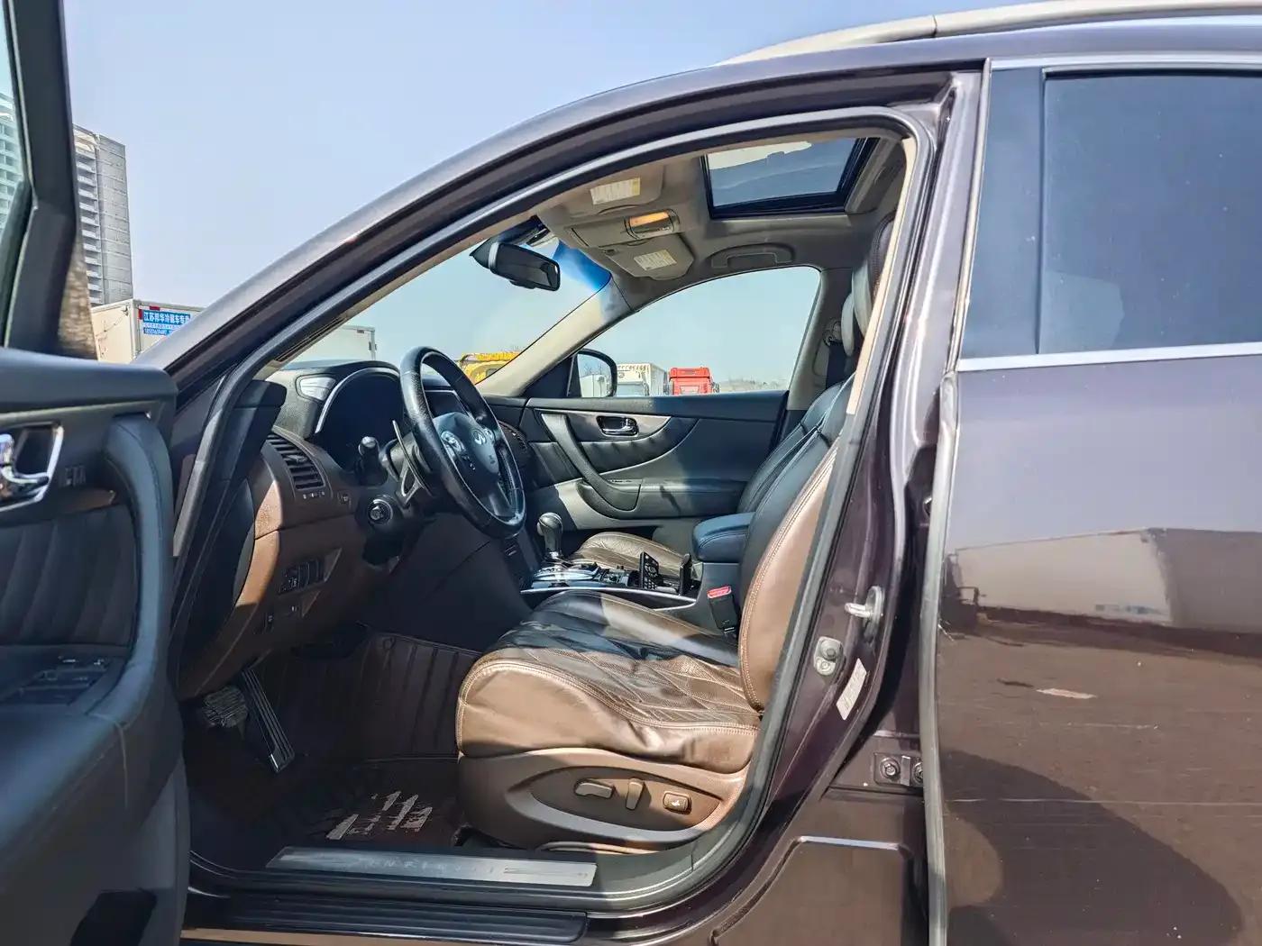 Infiniti FX 2010 FX35 Super Edition — миниатюра 4