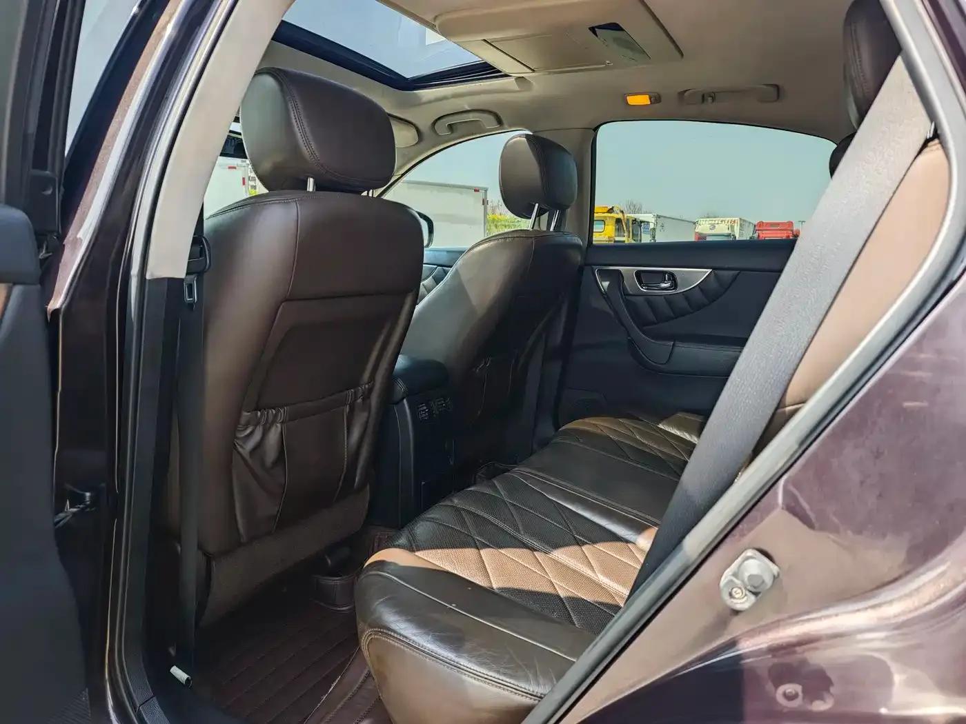 Infiniti FX 2010 FX35 Super Edition — миниатюра 5