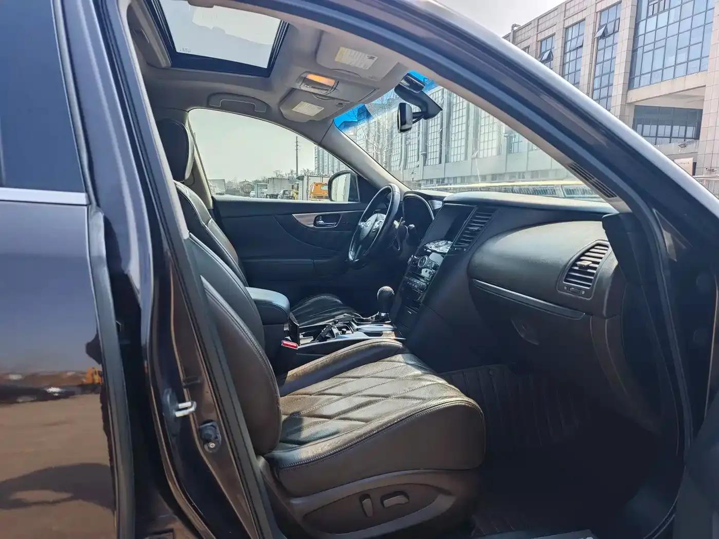 Infiniti FX 2010 FX35 Super Edition — миниатюра 9