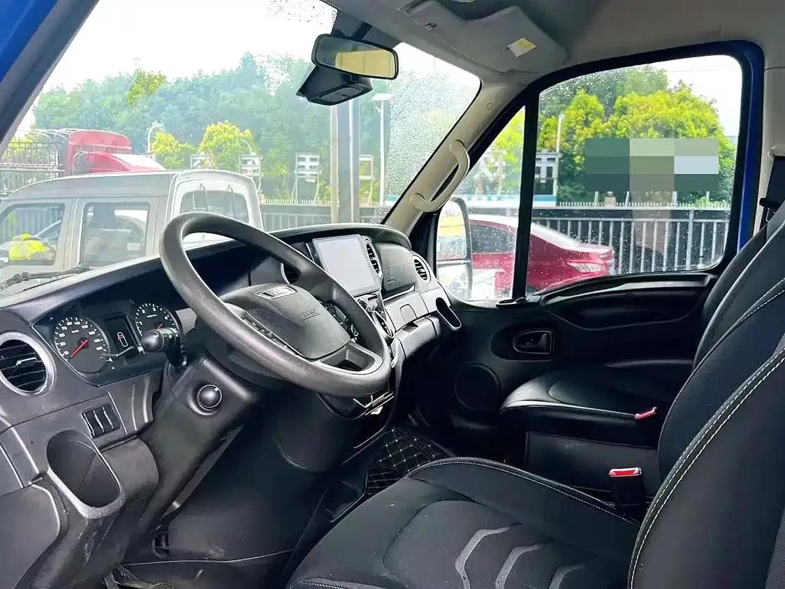 Iveco Daily 2021 3.0T Automatic Super Rui Long Wheelbase Short Overhang High Roof Manual Door F1C — миниатюра 4